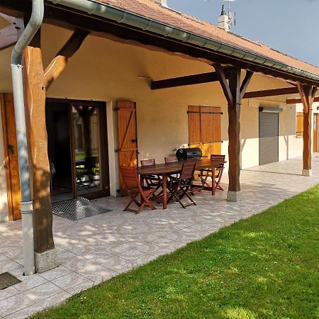 Le Logis Du Der Vila Giffaumont-Champaubert Exterior foto
